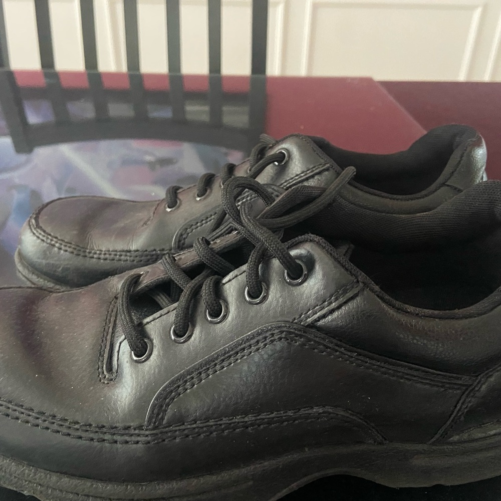Men ‘s Lace up Rockport Dress Shoe, Blk, Size 9.5